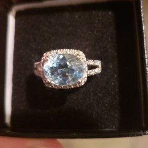 10 K  Gold, Oval Cut Blue Topaz and Diamond Ring